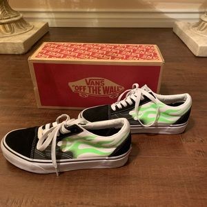 Old Skool Vans Reflective Flame Shoes Men 5.5/ Women 7
